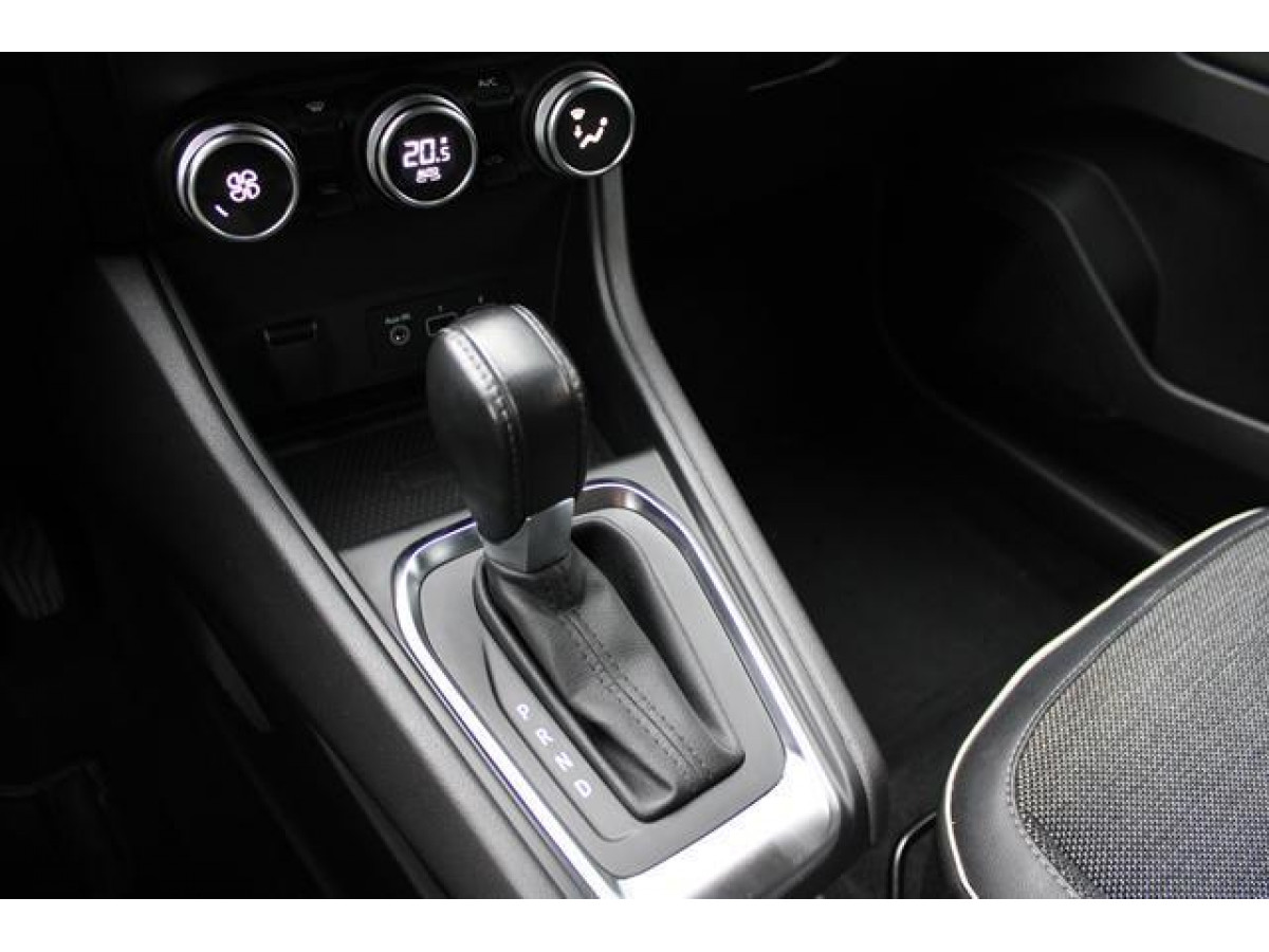 Renault Captur 1.3 tCe DCT Intens 