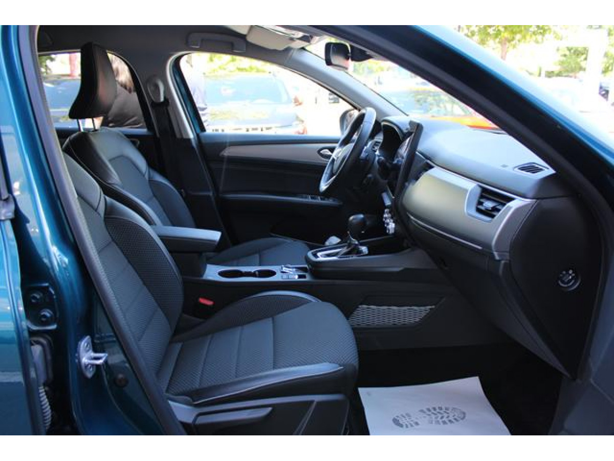 Renault Megane Conquest 1.3 tCe EDC 
