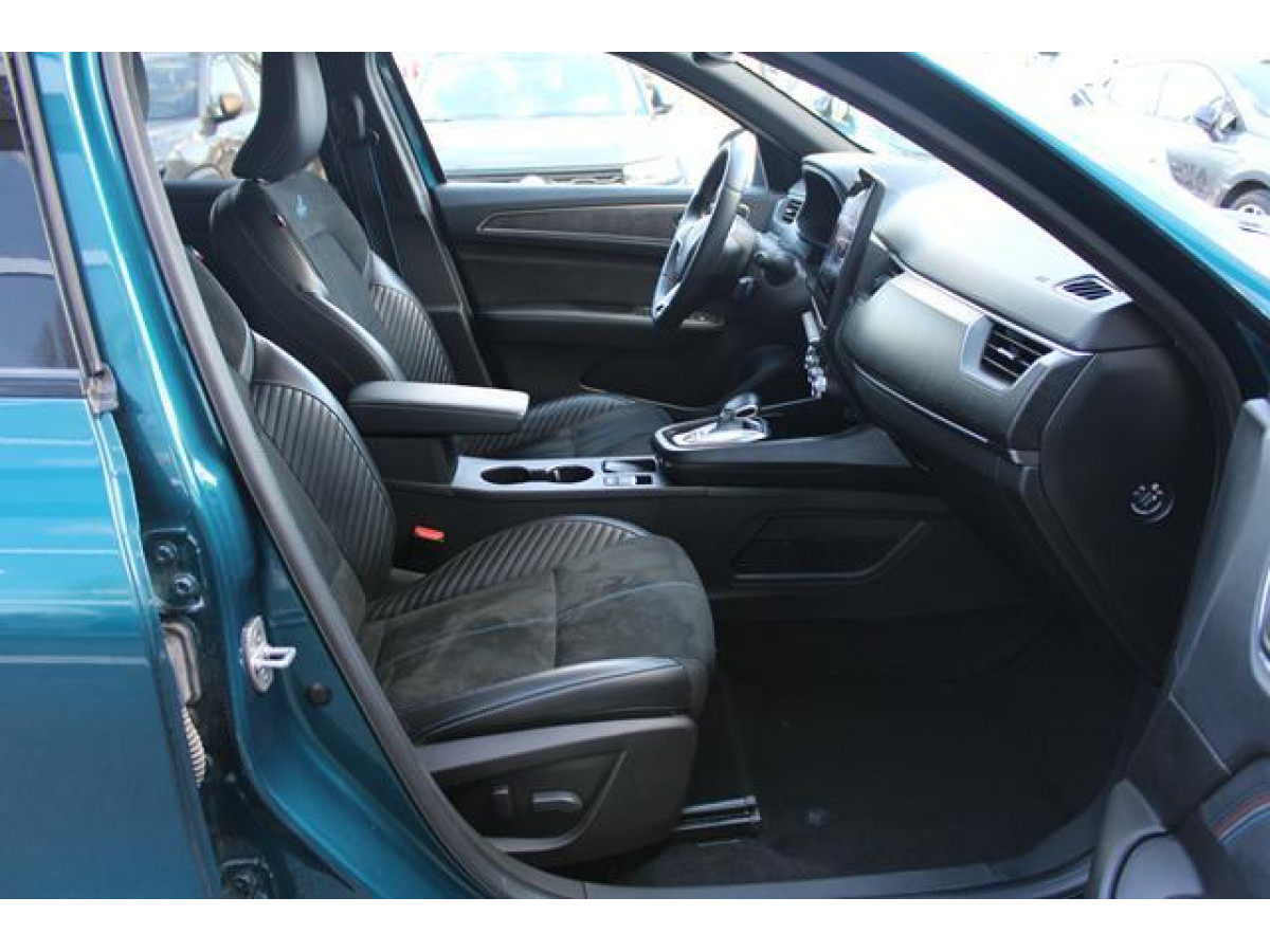 Renault Megane Conquest 1.6 tCe Hybrid EDC 