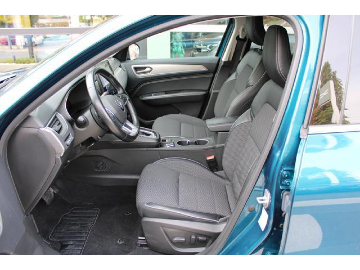 Renault Megane Conquest 1.3 tCe Hybrid EDC 