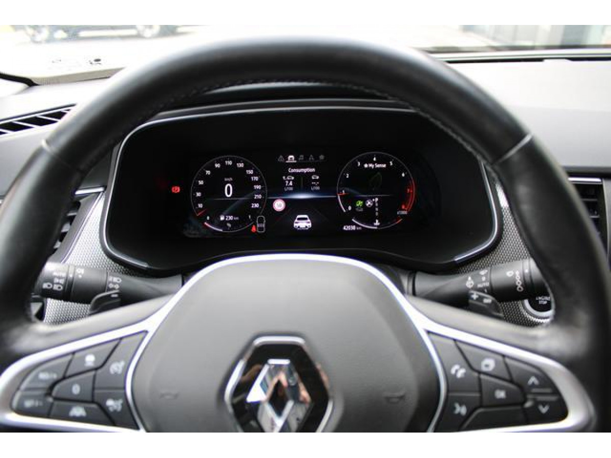 Renault Megane Conquest 1.3 tCe Hybrid EDC 