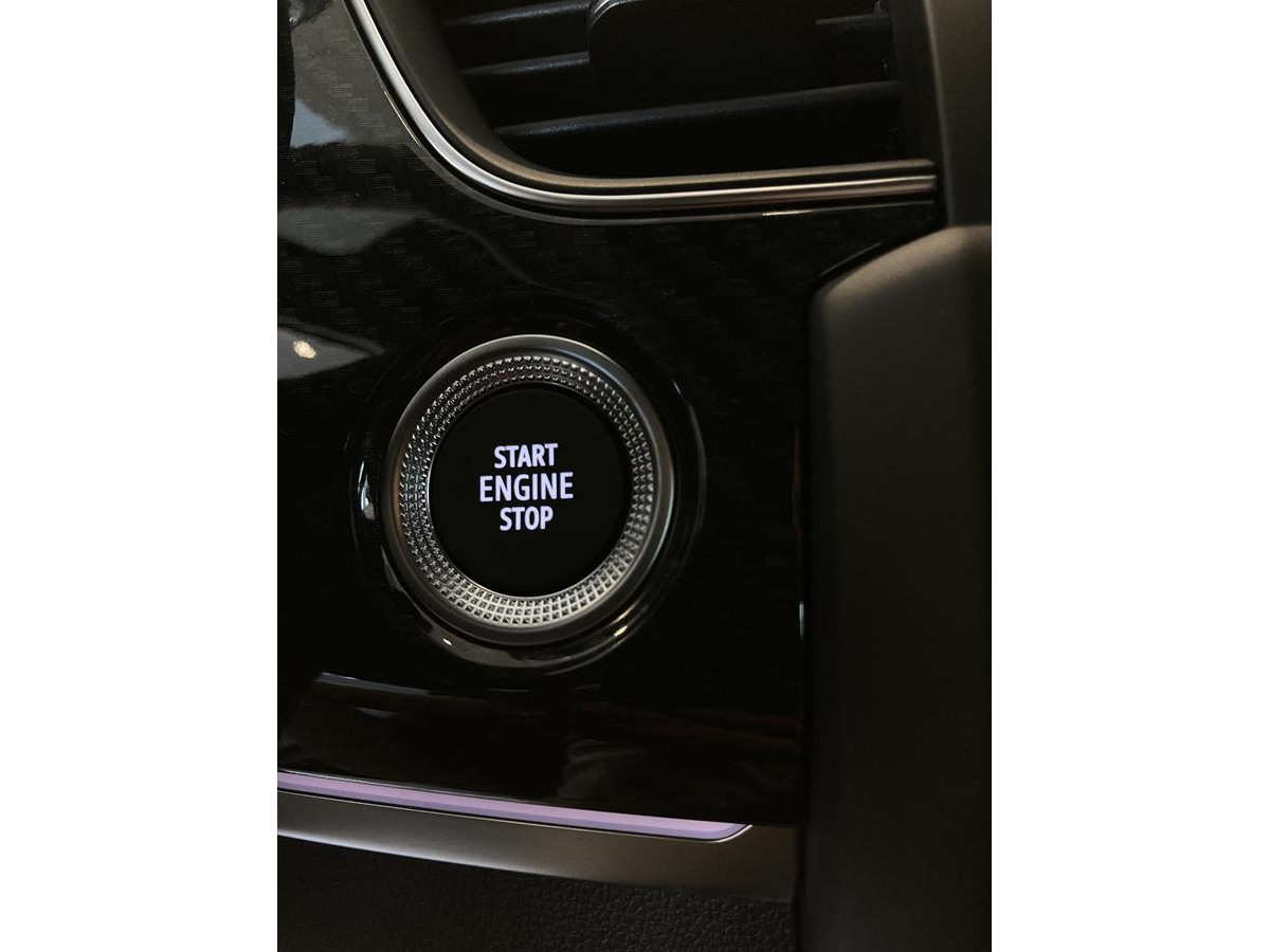 Renault Megane Conquest R.S. LINE TCe 140 EDC 