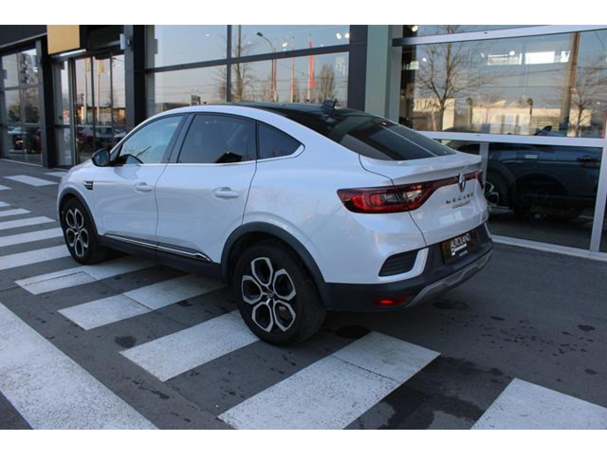 Renault Megane Conquest 1.3 tCe Hybrid EDC 