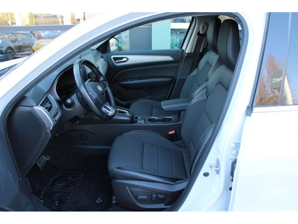 Renault Megane Conquest 1.3 tCe Hybrid EDC 