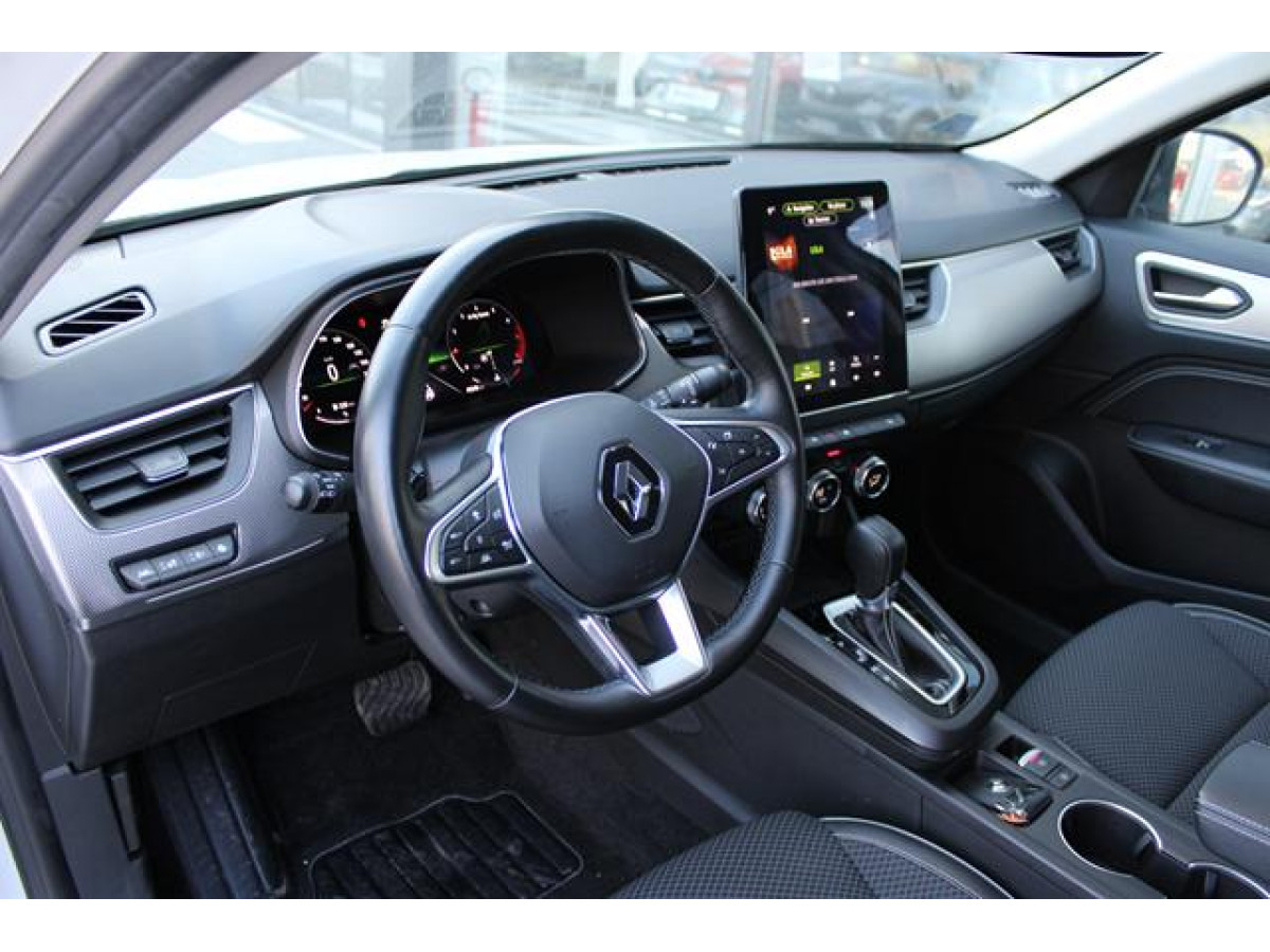 Renault Megane Conquest 1.3 tCe Hybrid EDC 