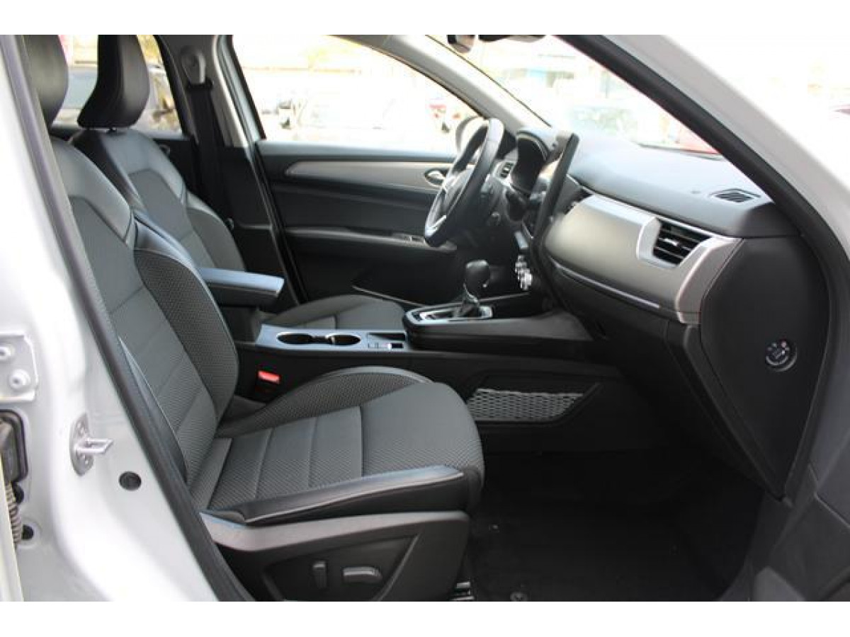 Renault Megane Conquest 1.3 tCe EDC 