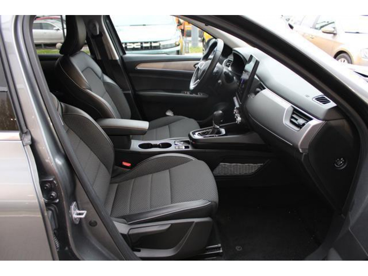 Renault Megane Conquest 1.3 tCe EDC 