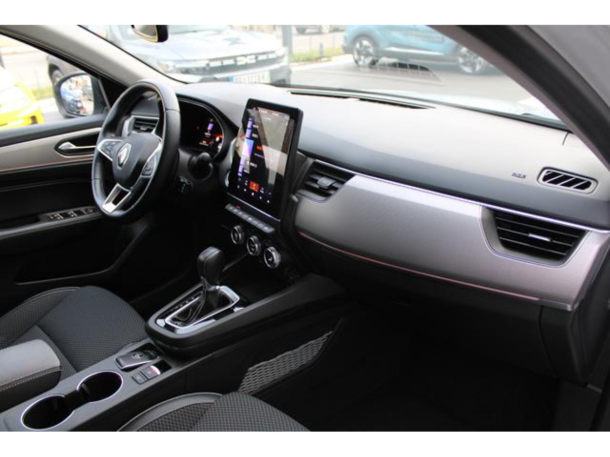 Renault Megane Conquest 1.3 tCe Hybrid EDC 