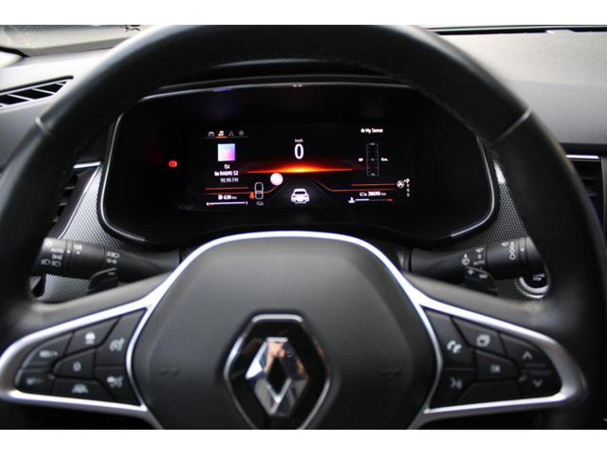 Renault Megane Conquest 1.3 tCe Hybrid EDC 