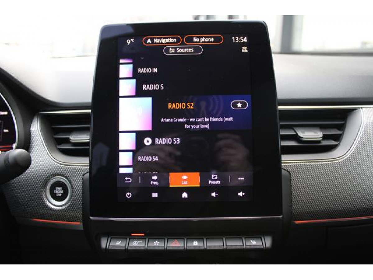 Renault Megane Conquest 1.3 tCe Hybrid EDC 