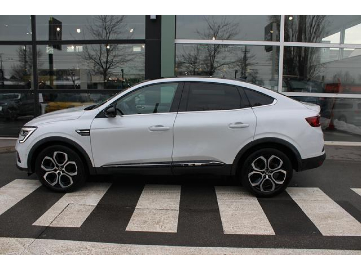 Renault Megane Conquest 1.3 tCe Hybrid EDC 