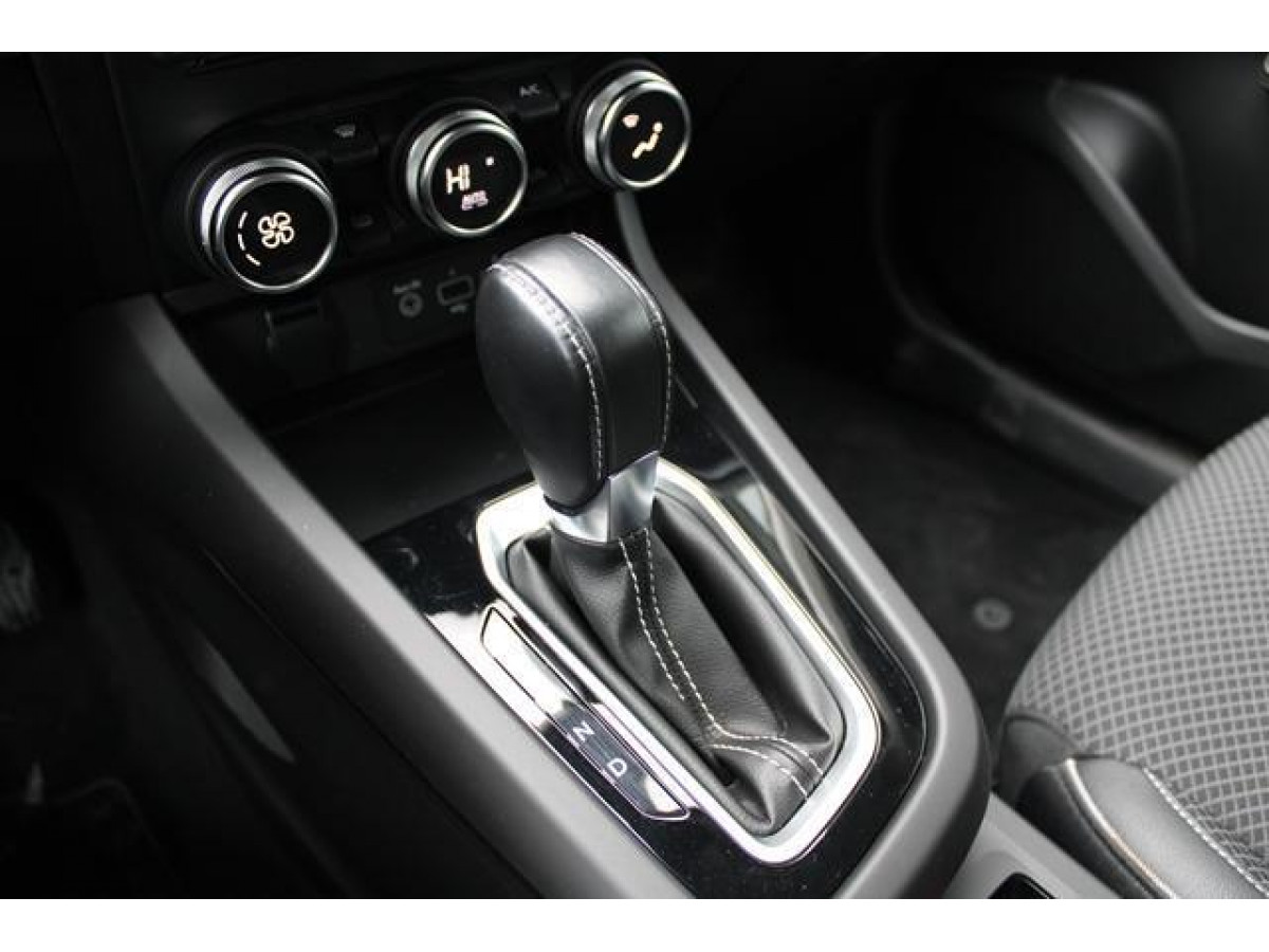 Renault Megane Conquest 1.3 tCe Hybrid EDC 