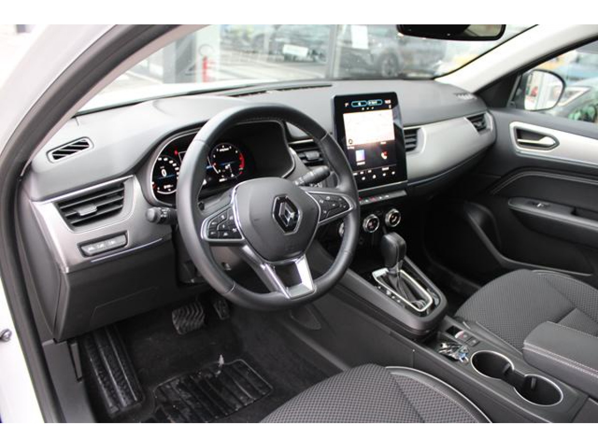 Renault Megane Conquest 1.3 tCe Hybrid EDC 