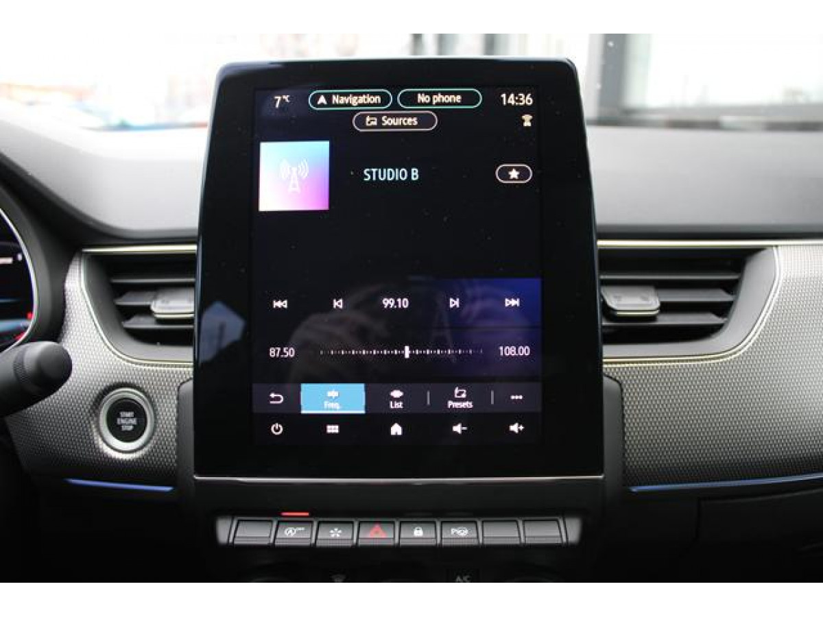 Renault Megane Conquest 1.3 tCe Hybrid EDC 