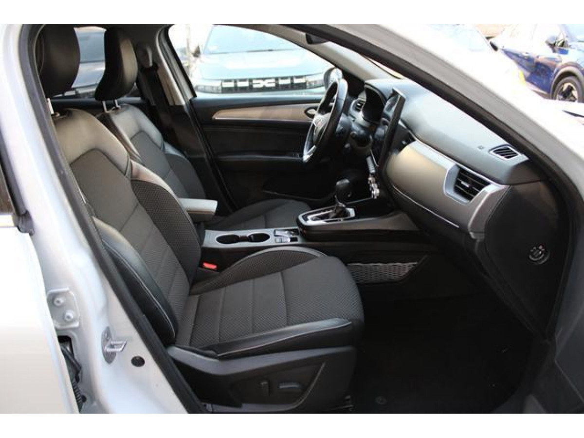 Renault Megane Conquest 1.3 tCe EDC 