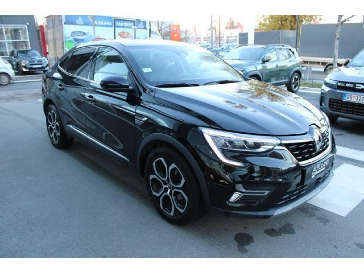 Renault Megane Conquest 1.3 tCe Hybrid EDC 