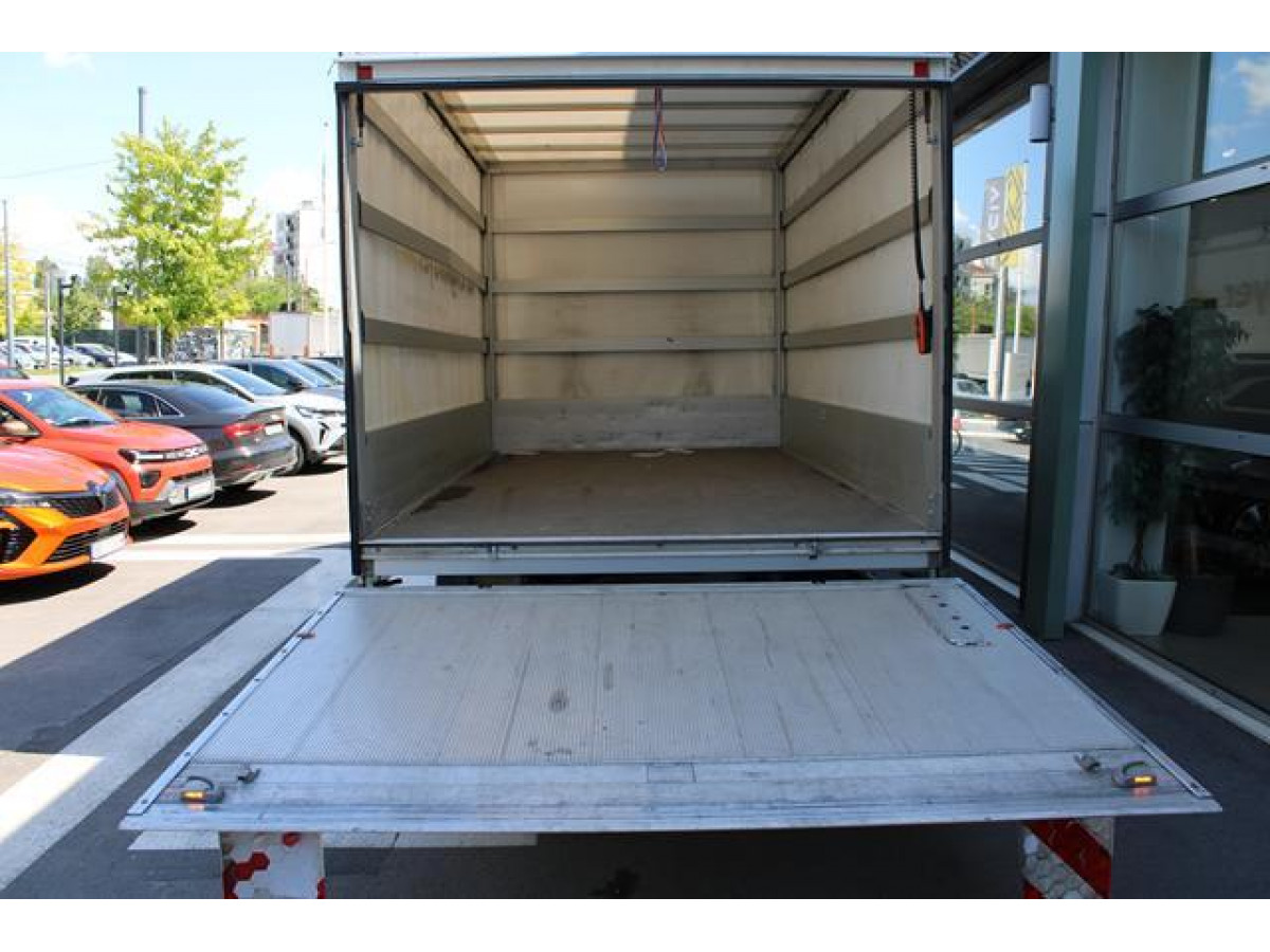 Renault Master 2.3 L3P3 8EP 
