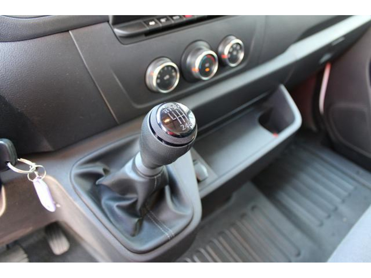 Renault Master 2.3 L3P3 8EP 