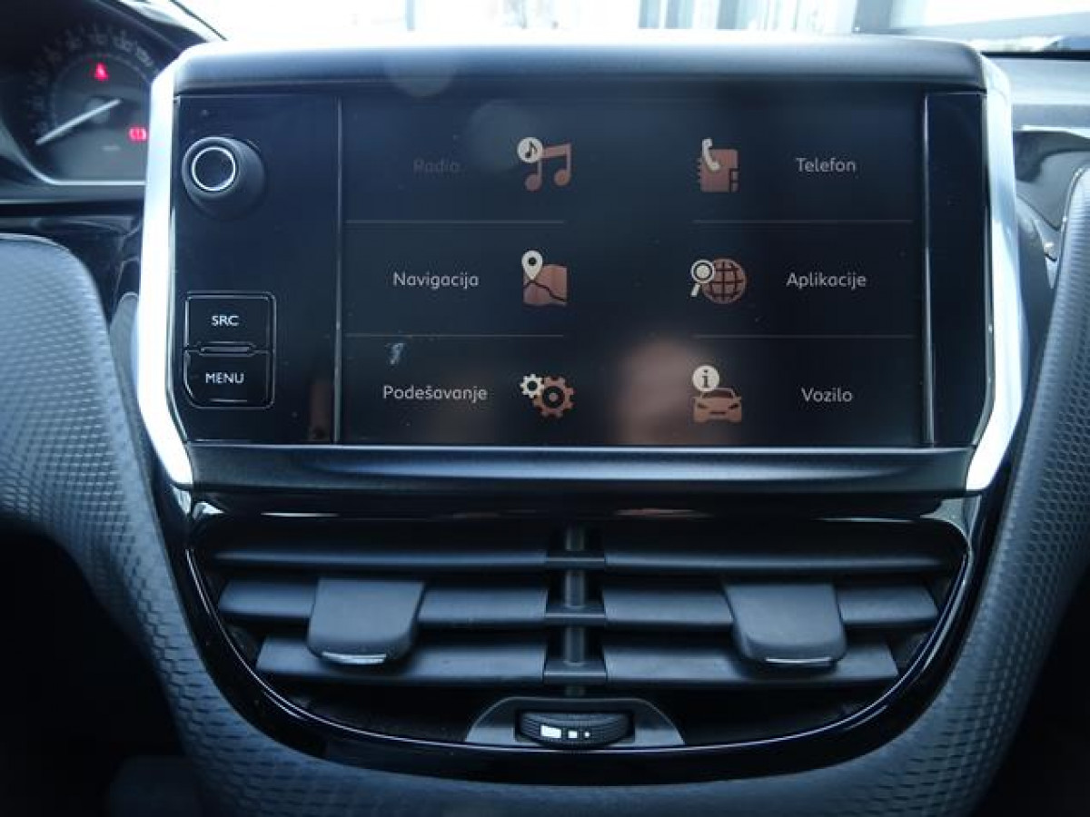 Peugeot 2008 1.6 HDI Business AUT 