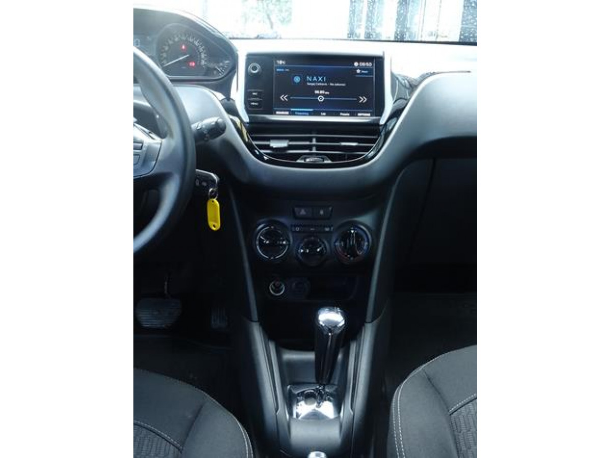 Peugeot 208 1.2 Active AUT 
