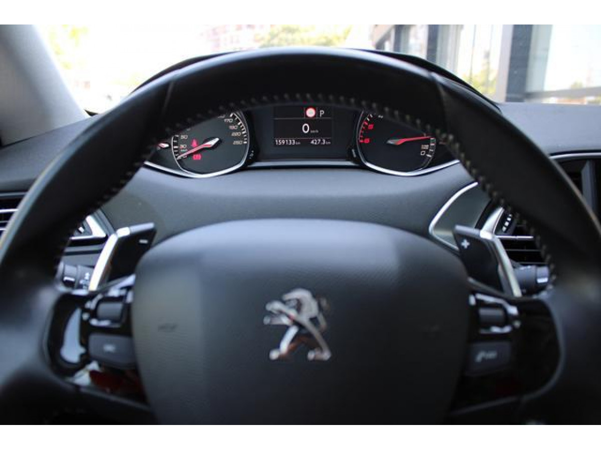 Peugeot 308 1.5 HDI AUT 