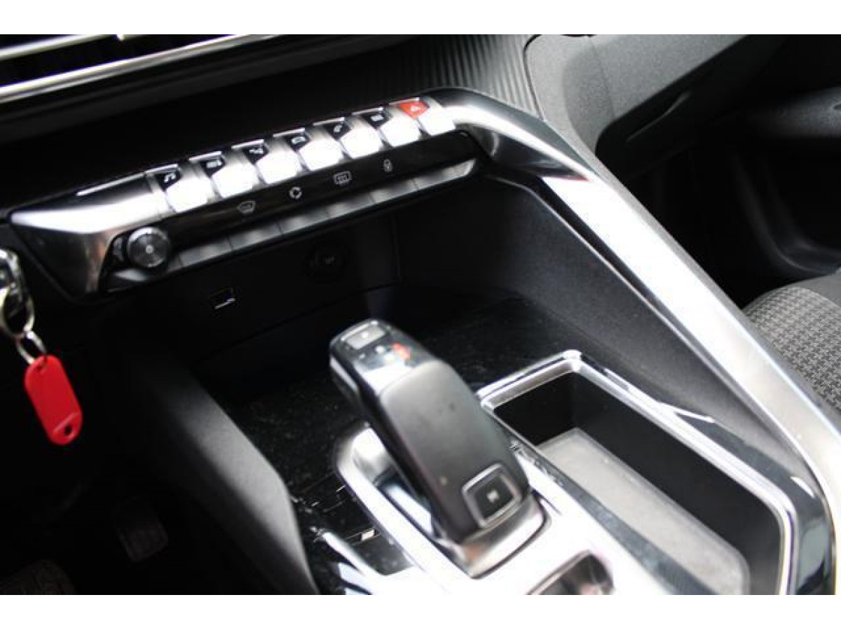 Peugeot 3008 1.5 HDI AUT 
