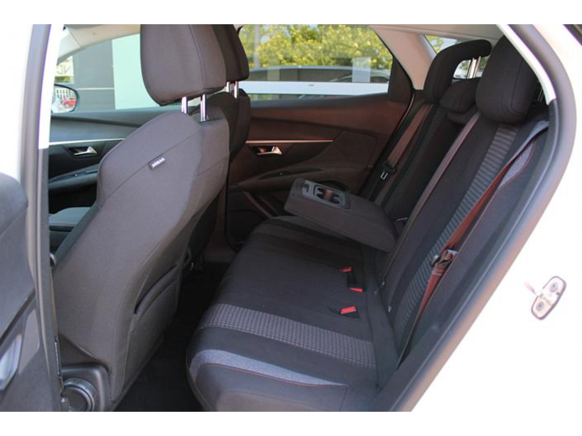 Peugeot 3008 1.5 HDI AUT 