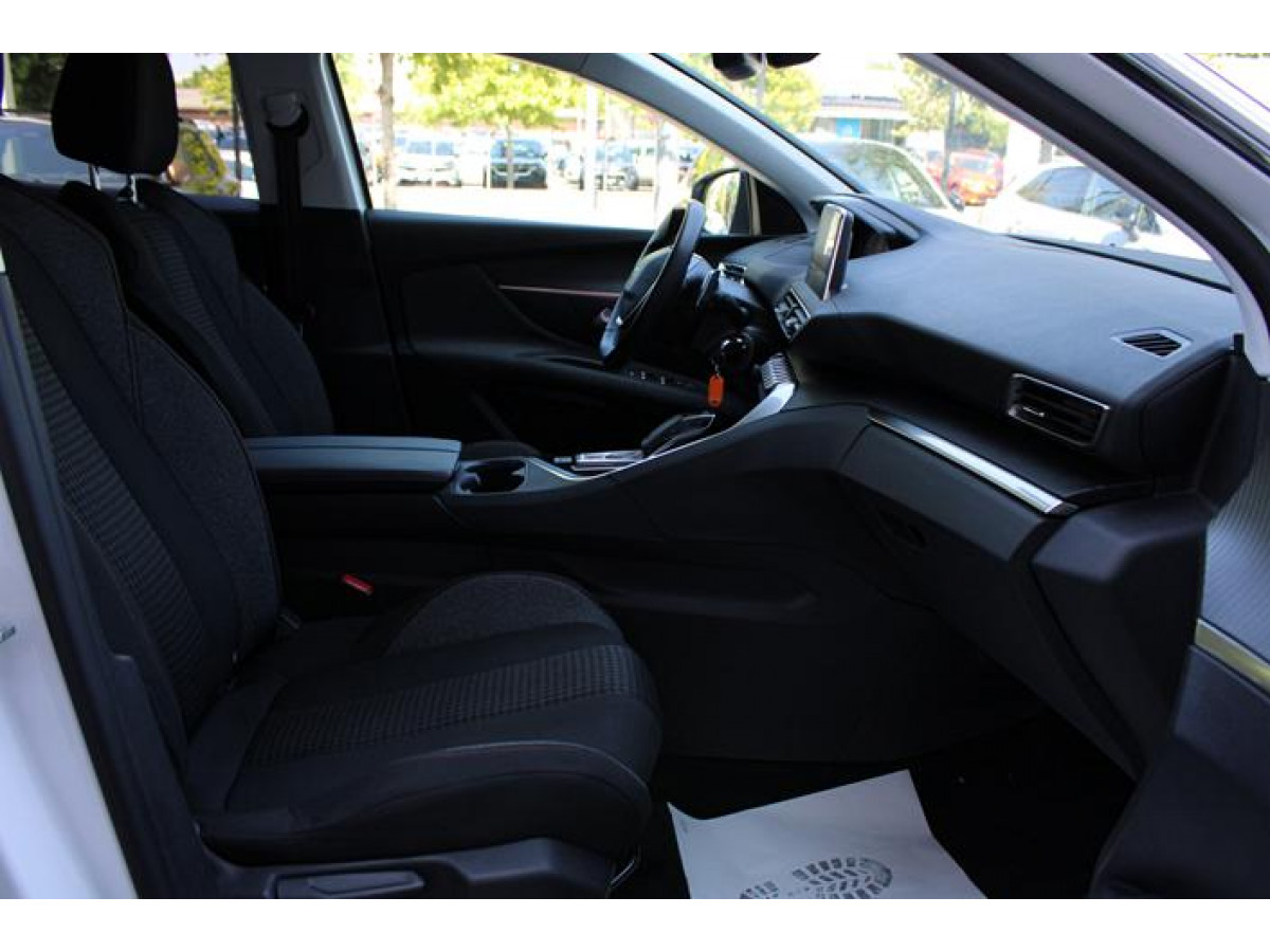 Peugeot 3008 1.5 HDI AUT 