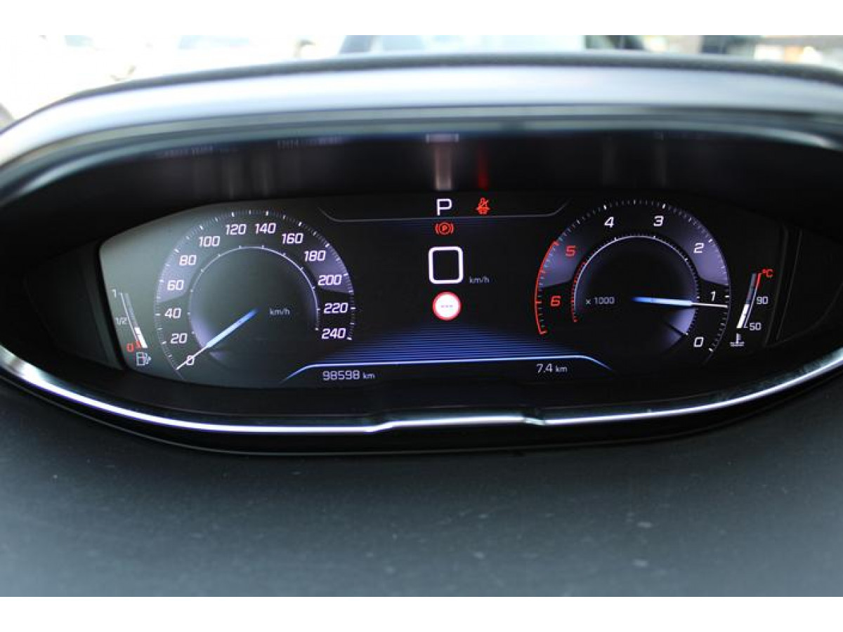 Peugeot 3008 1.5 HDI AUT 