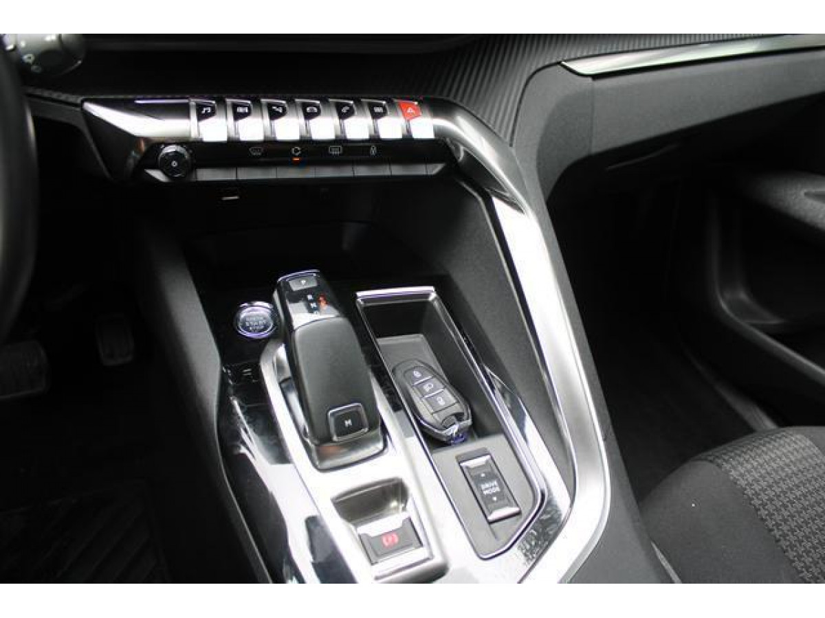 Peugeot 3008 1.5 HDI AUT 