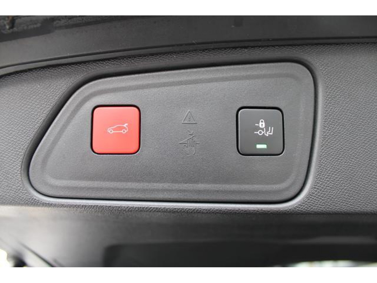 Peugeot 3008 1.5 HDI AUT 