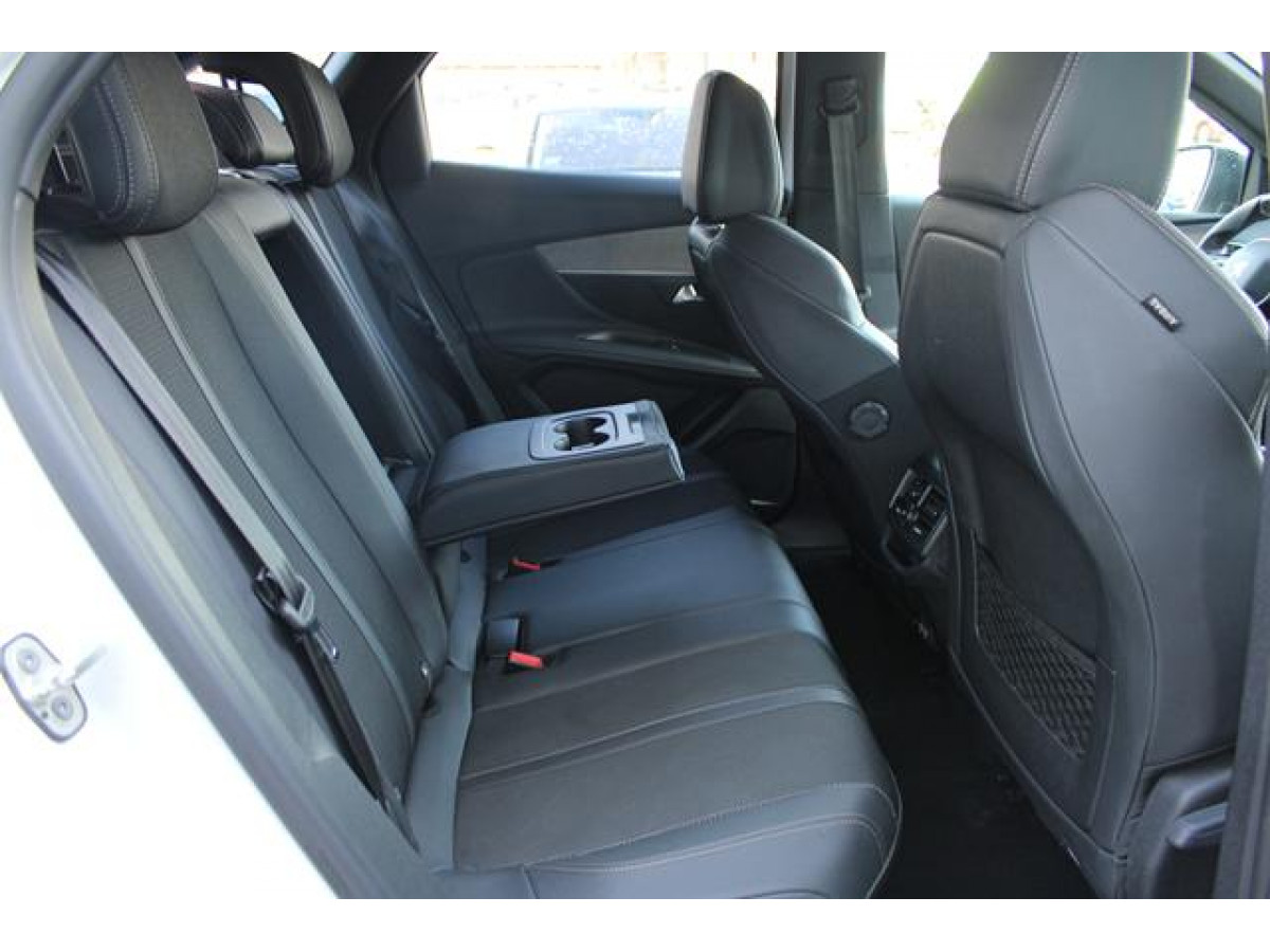 Peugeot 3008 1.5HDI GTLine AUT 