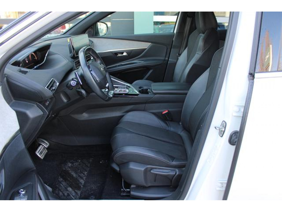 Peugeot 3008 1.5HDI GTLine AUT 