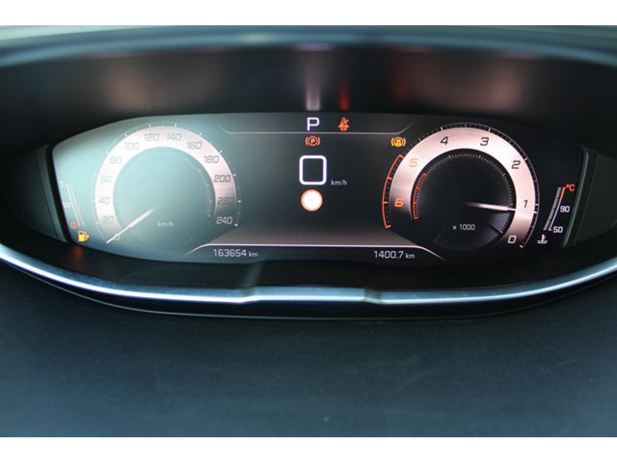 Peugeot 3008 1.5HDI GTLine AUT 