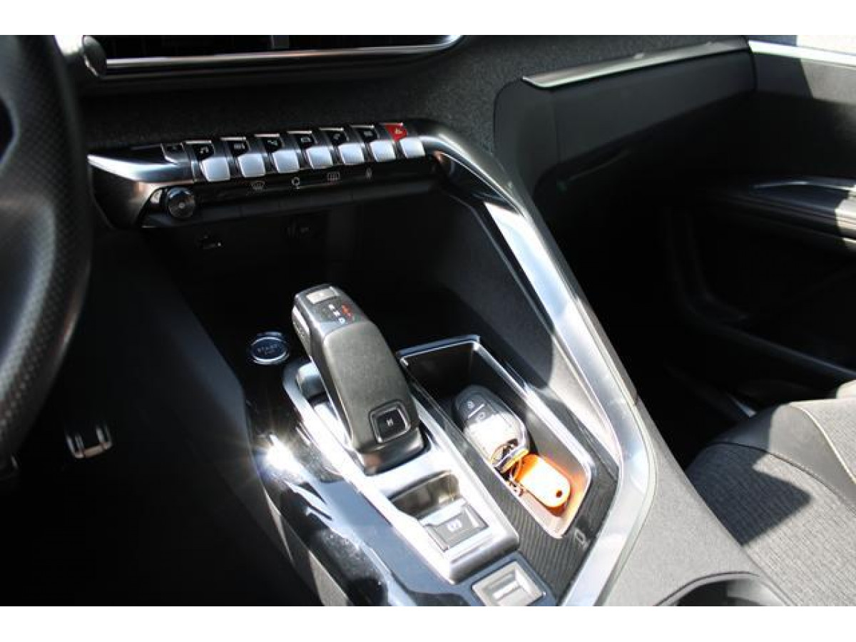 Peugeot 5008 2.0 hdi GT LINE AUT 
