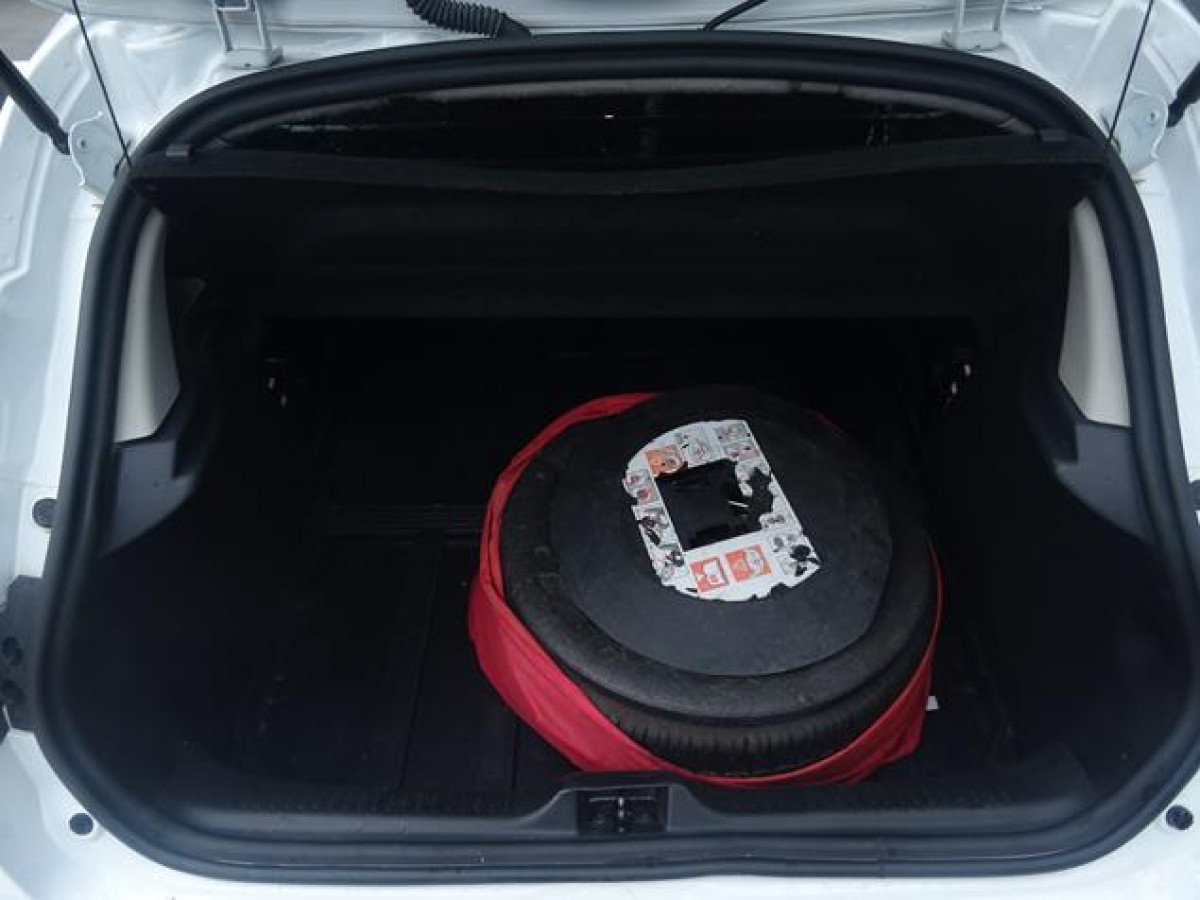 Renault Clio 0.9 TNG Van 