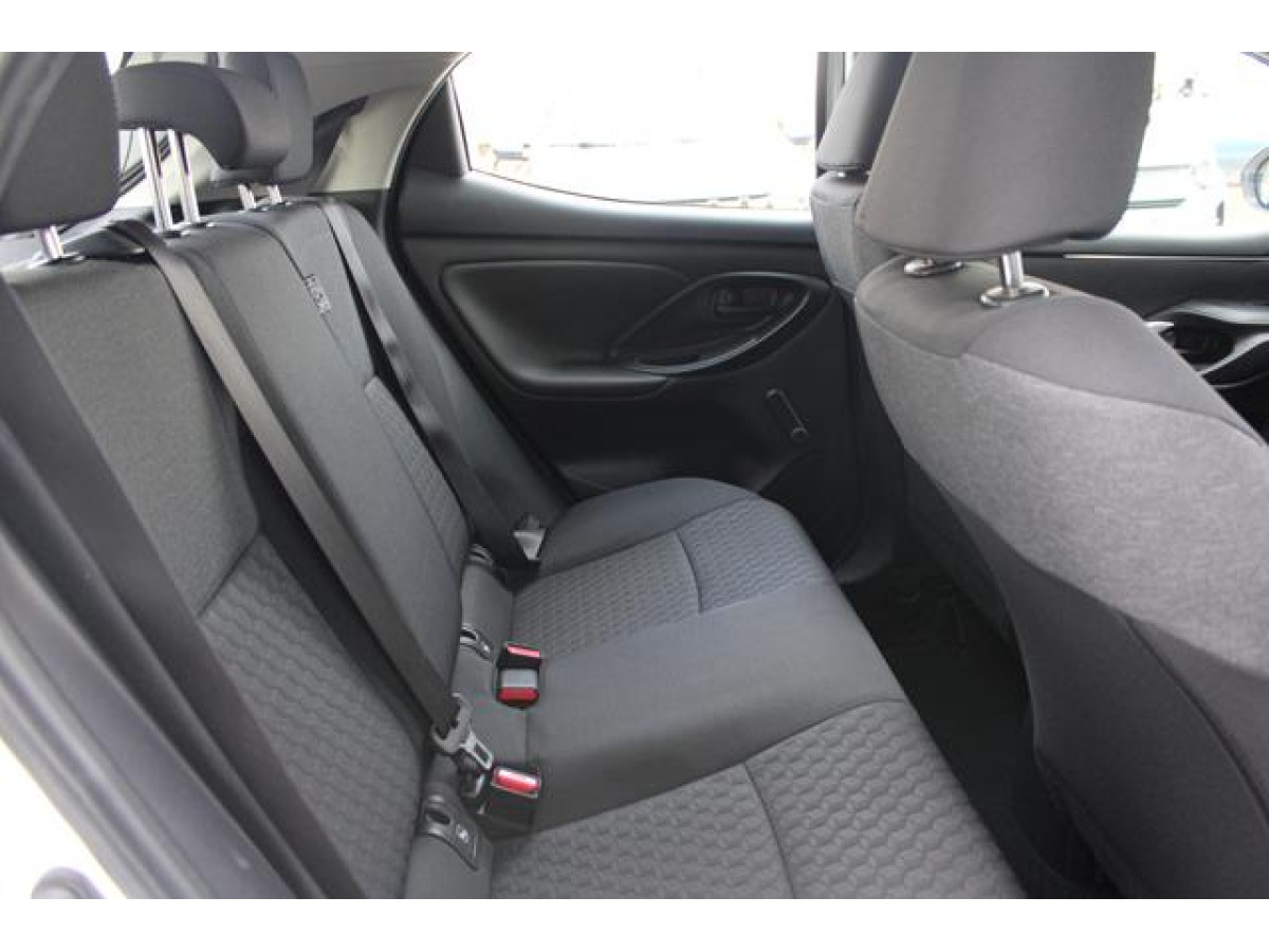 Toyota Yaris 1.5 Luna 