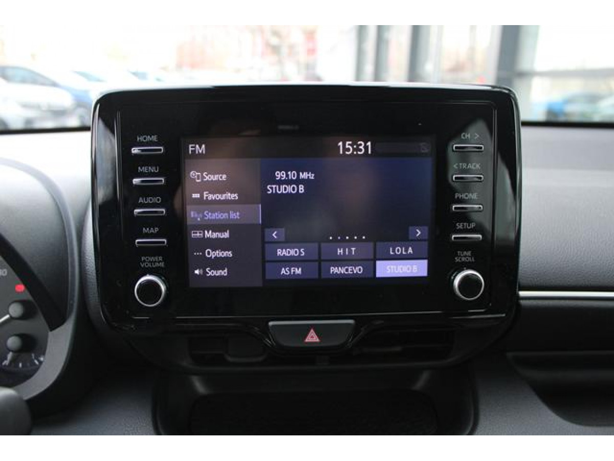 Toyota Yaris 1.5 Luna 