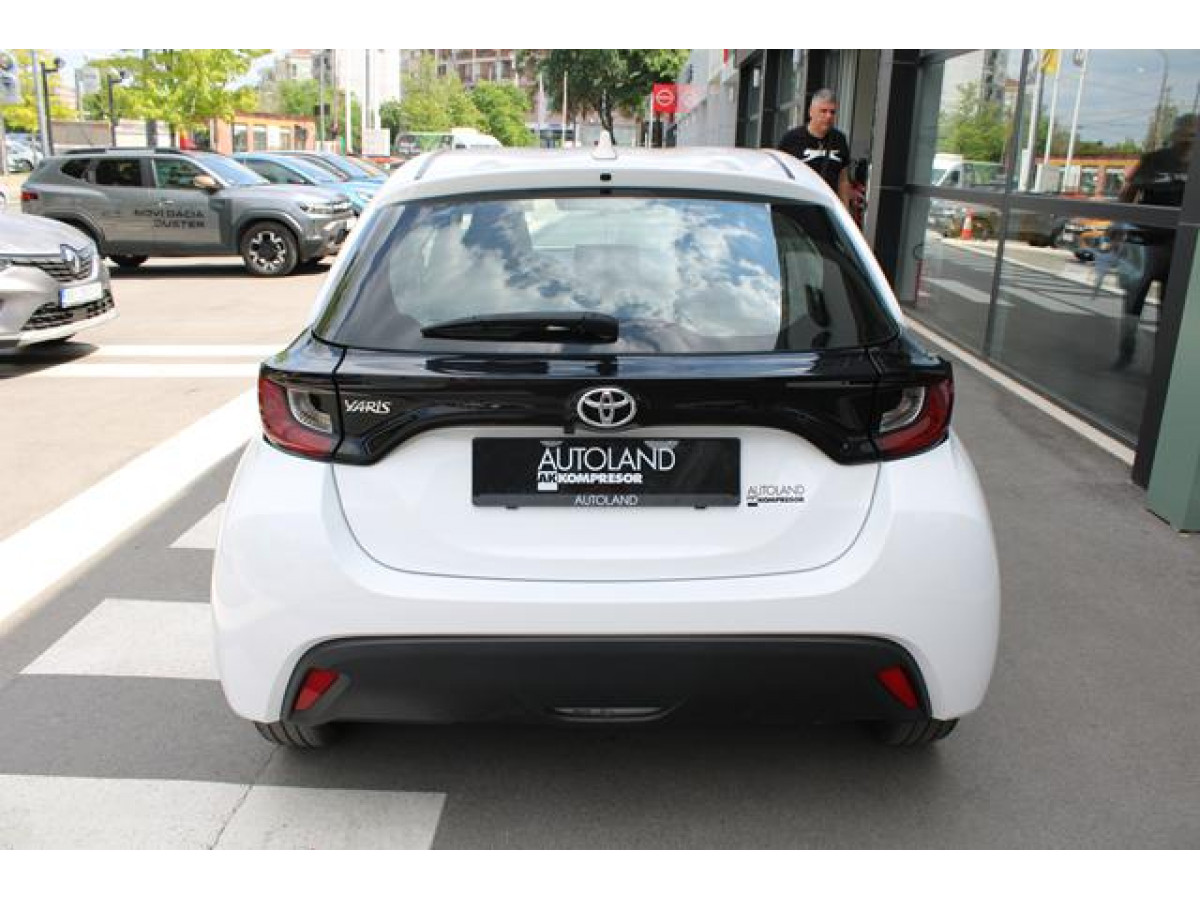 Toyota Yaris 1.5 Luna 