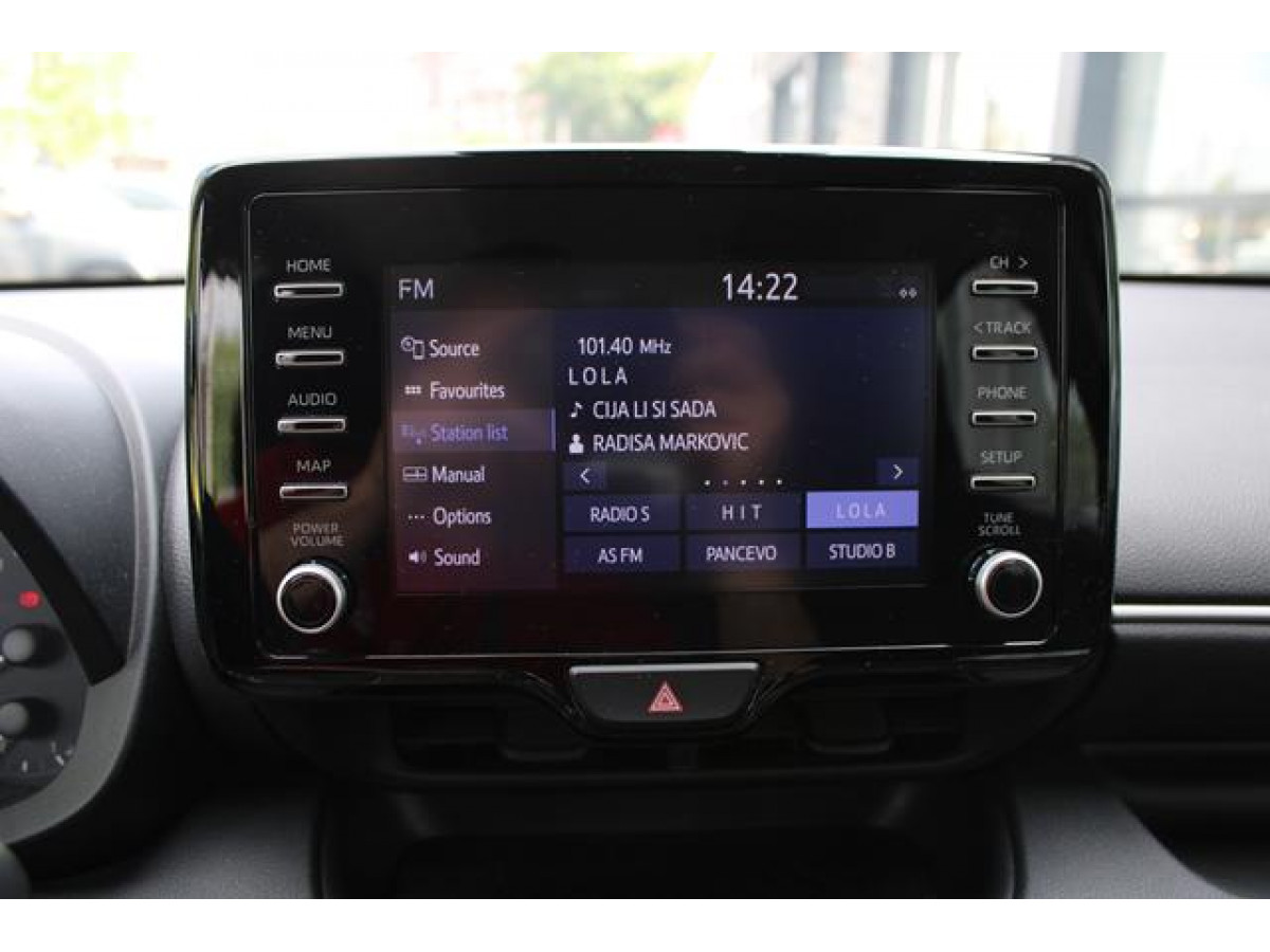 Toyota Yaris 1.5 Luna 