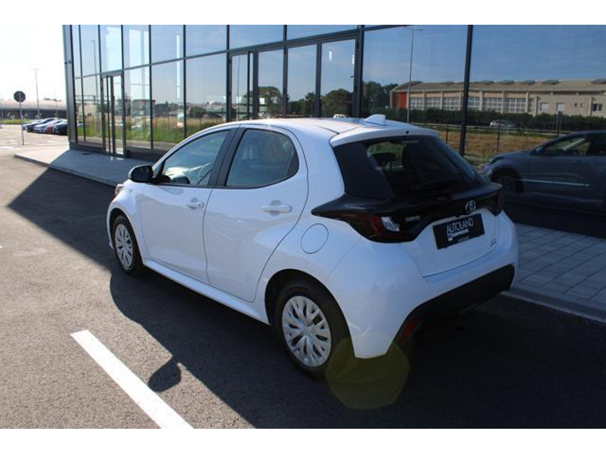 Toyota Yaris 1.5 Luna 