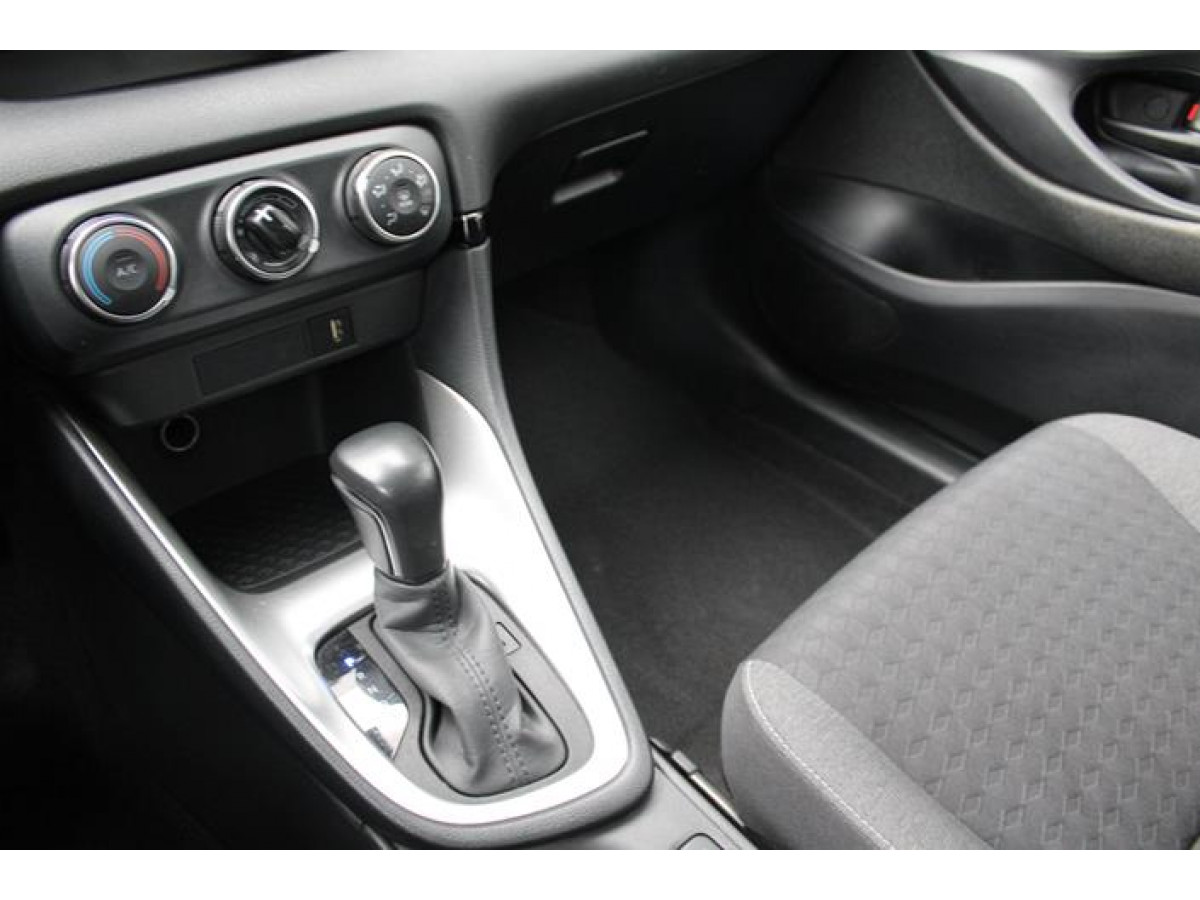 Toyota Yaris 1.5 Luna AUT 