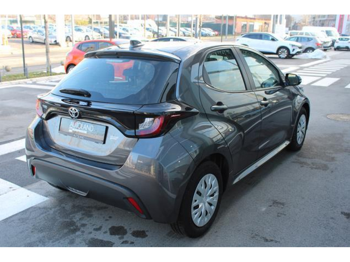 Toyota Yaris 1.5 Luna AUT 