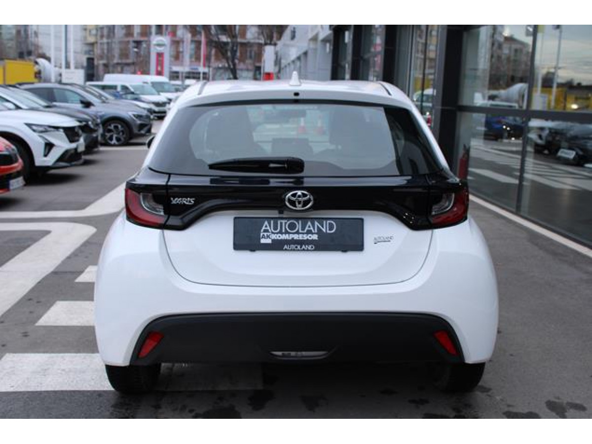Toyota Yaris 1.0 