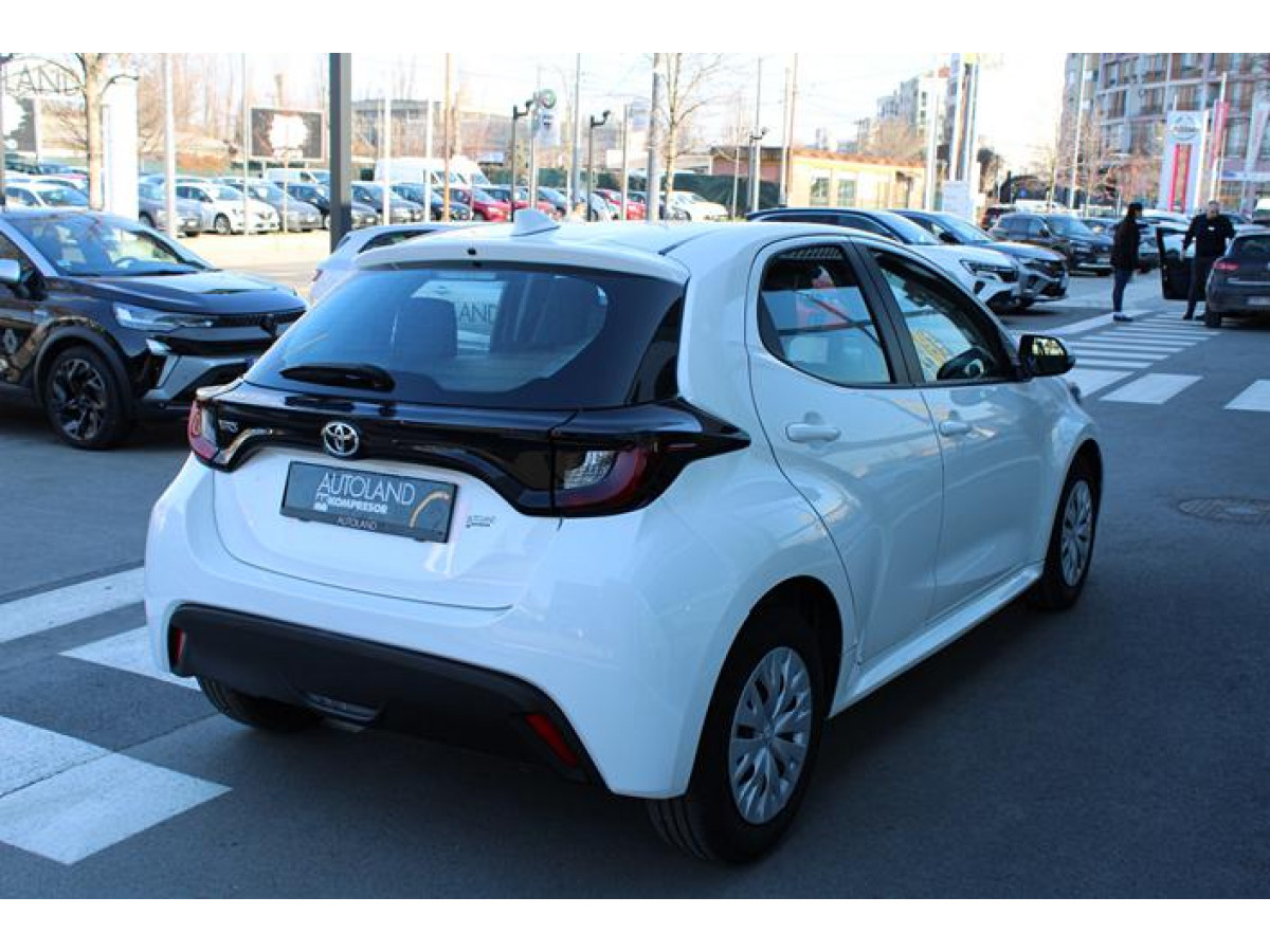 Toyota Yaris 1.0 