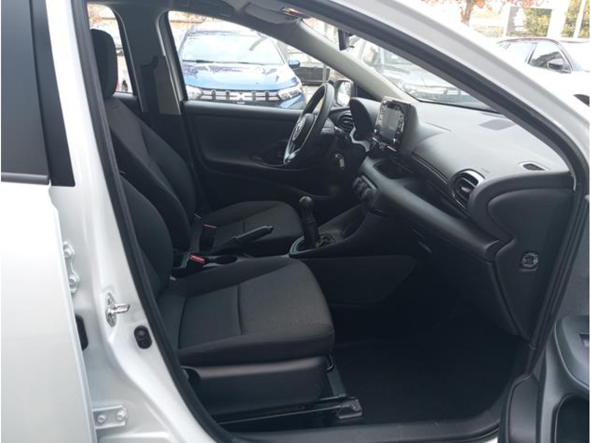 Toyota Yaris 1.0
