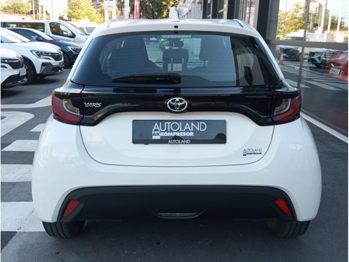 Toyota Yaris 1.0