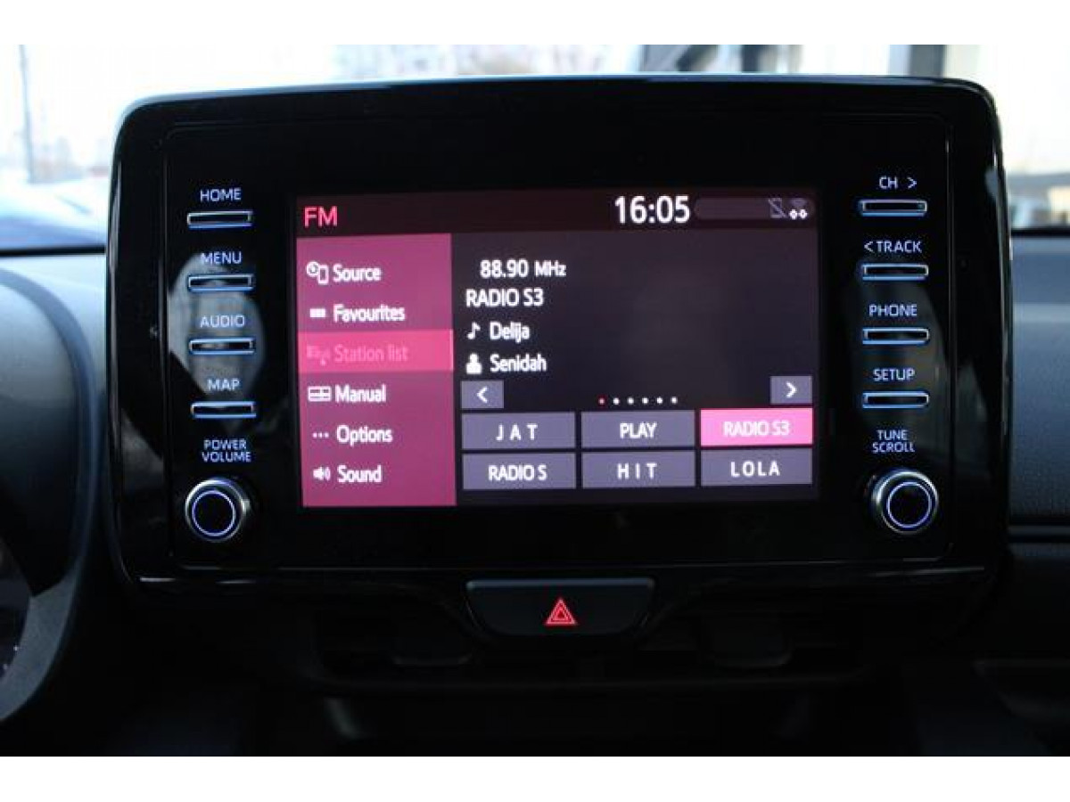 Toyota Yaris 1.0 