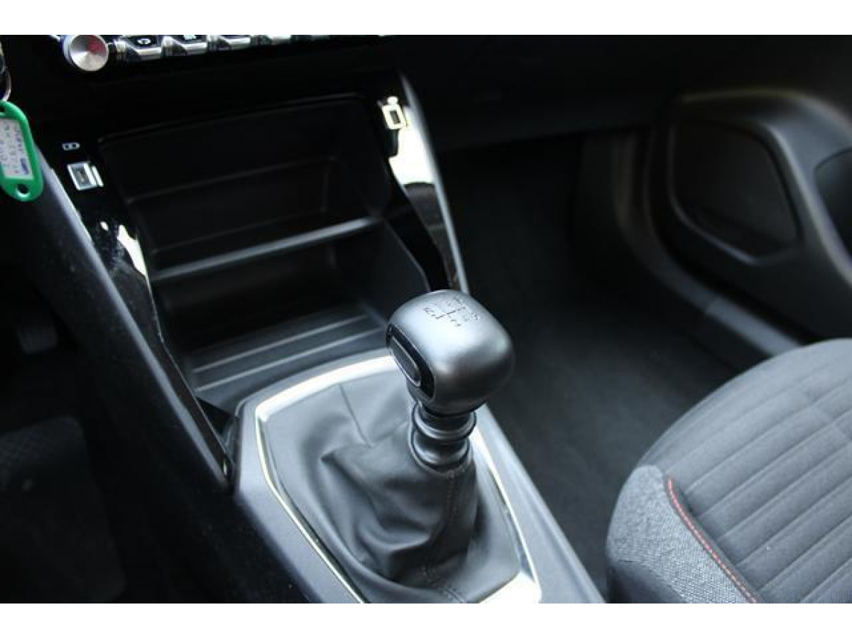 Peugeot 2008 1.5 HDI 