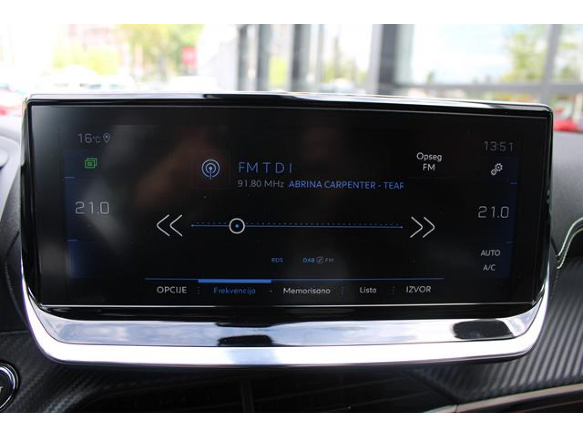 Peugeot 2008 1.5 HDI 